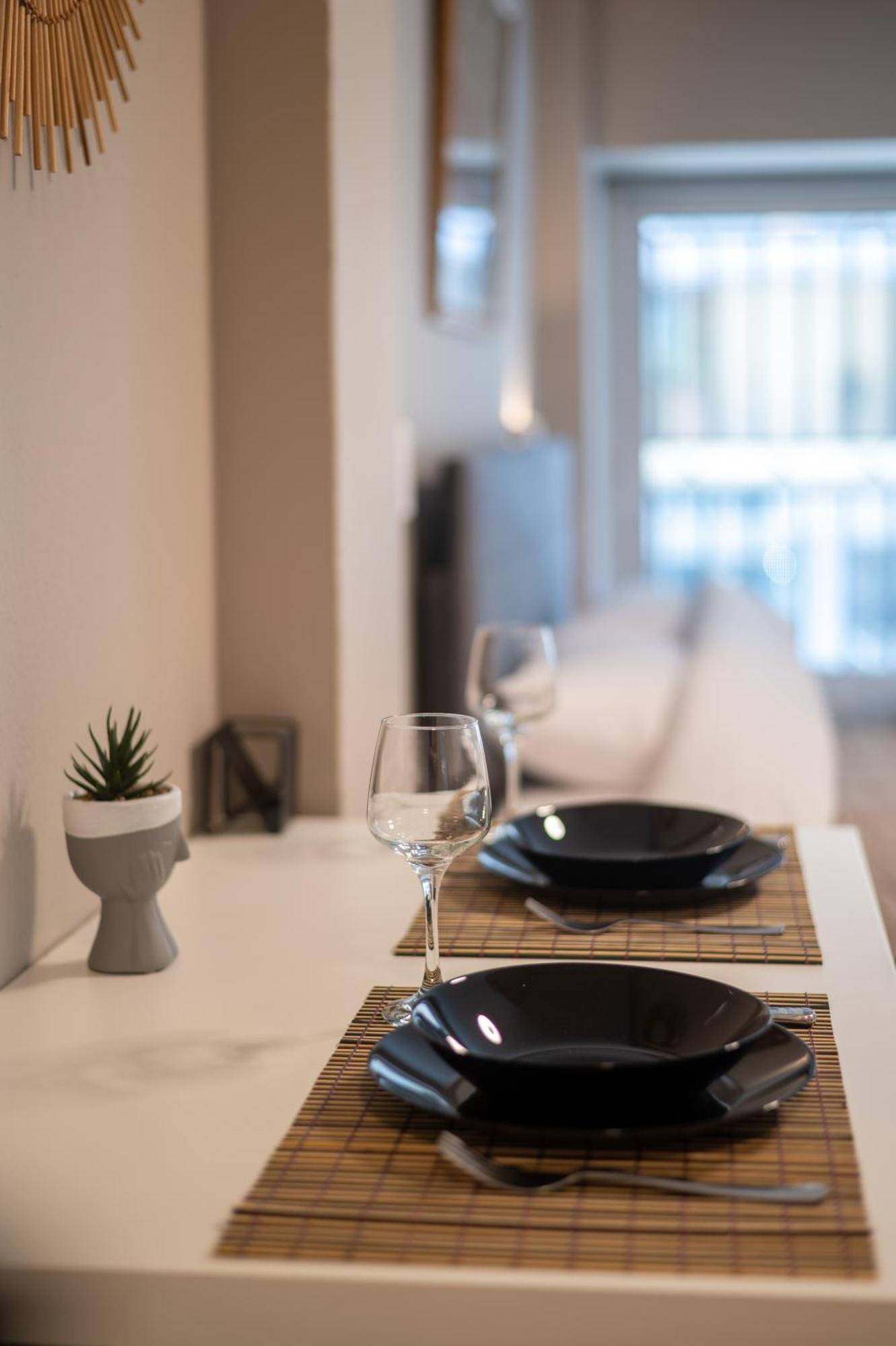 Convenience Spot @ Dragoumi Apartment *